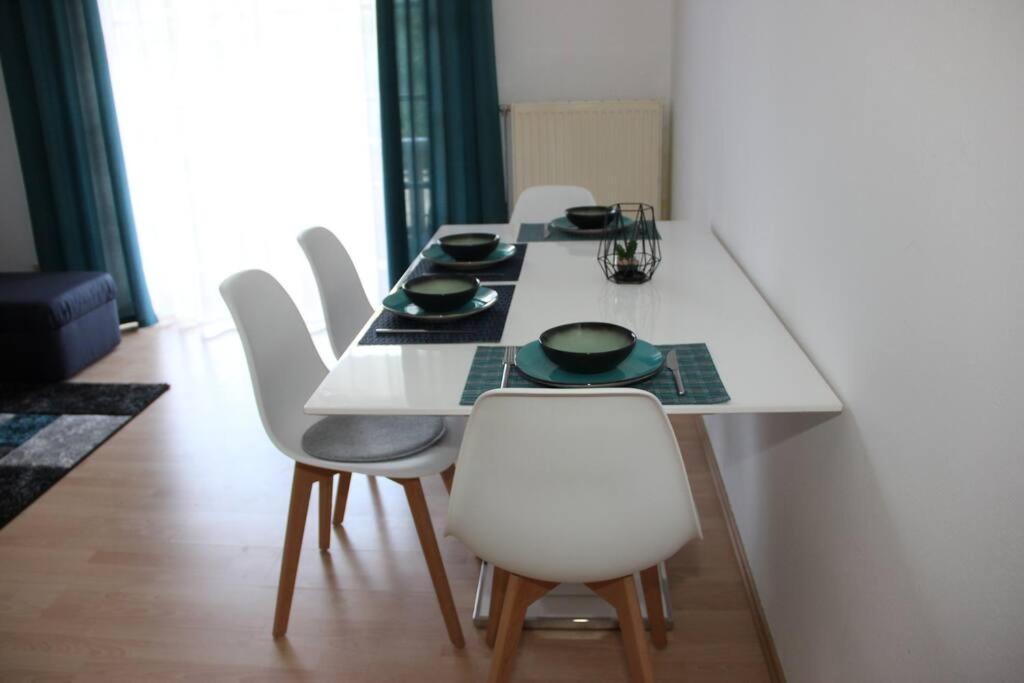 Ferienwohnung Mit Balkon 쉬반도르프 인 바이에른 외부 사진