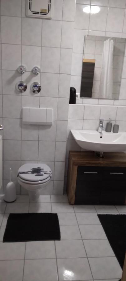 Ferienwohnung Mit Balkon 쉬반도르프 인 바이에른 외부 사진