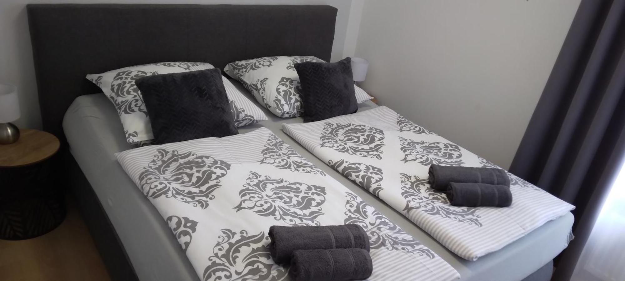 Ferienwohnung Mit Balkon 쉬반도르프 인 바이에른 외부 사진